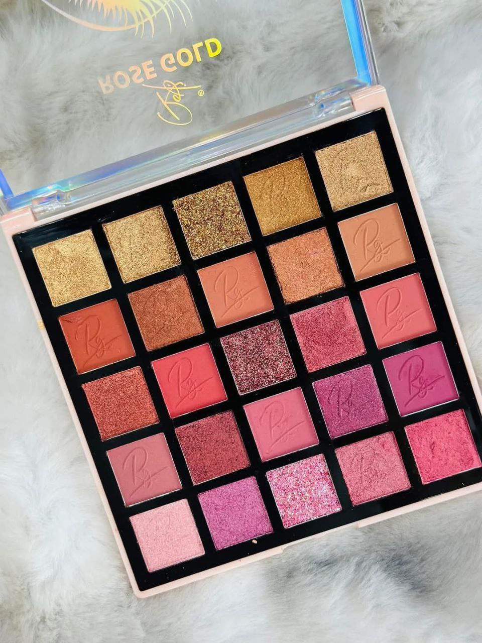 باليت آيشادو روز جولد – 25 لون يخطف الأنظار - الصورة 4